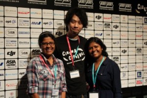 『片想いスパイラル』の原桂之介監督（中央）、『蟹』のIshani Jayamaha監督（右）とプロデューサー（左）