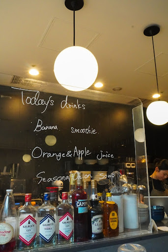 赤十字とSSFFがコラボ！？ 表参道のカフェでチャリティプレートを食べてきました🍽️